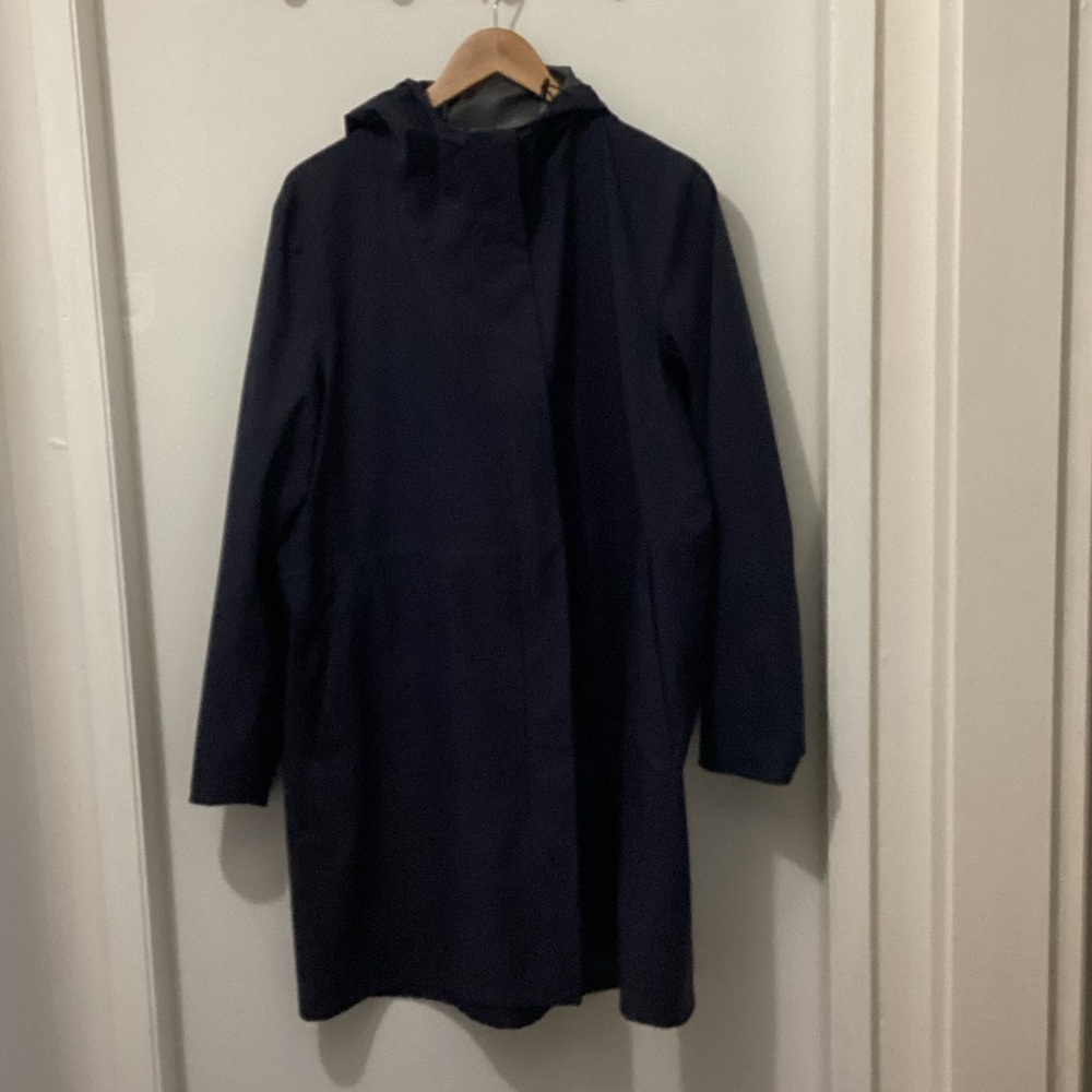 Uniqlo Breathable Raincoat